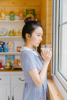 囚禁少女电影免费播放